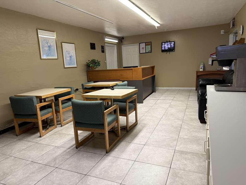 Americas Best Value Inn Wendover Restaurant billede