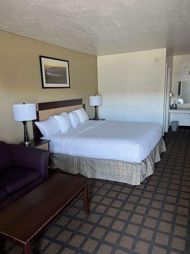 Americas Best Value Inn Wendover Værelse billede